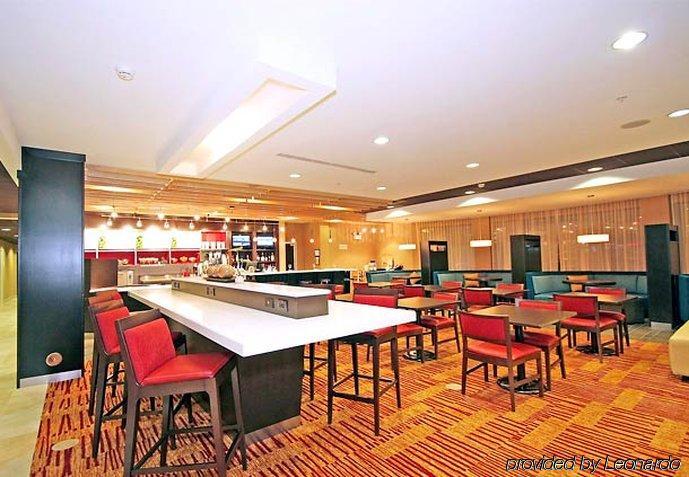 Courtyard Greensboro Airport Restaurant billede